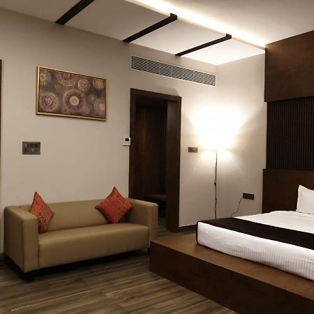 D Wayfarer Inn Resort Erode Extérieur photo